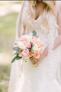 wedding photo - Delicate Lace Veil