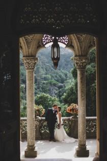 wedding photo - Adorable Portuguese Picnic Wedding At Monserrate Palace