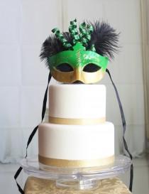 wedding photo - Mardi Gras Green and Gold Masquerade cake topper