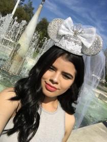 wedding photo - STUNNING Minnie Mouse  Bride to be Silver Shimmer Hat and ears Plus Long Full Veil
