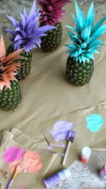 wedding photo - Pretty Painted Pineapples
