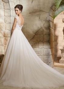 wedding photo - Appliqued Lace Tulle Princess Wedding Dress
