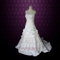 wedding photo - Strapless A-line Lace Wedding Dress with Dropped Waist 