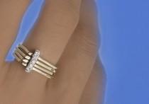 wedding photo - Diamonds pave square band ring