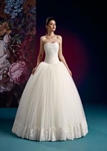 wedding photo -  Tulle Sleeveless Appliques White Ball Gown Lace Up Sweep Sweetheart