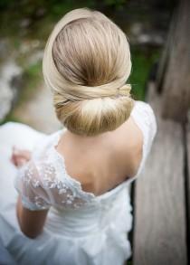 wedding photo - Stylish Hair Bun