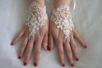 wedding photo -  wedding,bridal gloves,ivory pearls lace,cutom lace style,french lace,Free shipping.