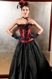 wedding photo -  RED AND BLACK GOTHIC VICTORIAN LACE OVERBUST CORSET