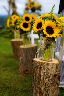 wedding photo - 100 Awesome Outdoor Wedding Aisles You‘ll Love