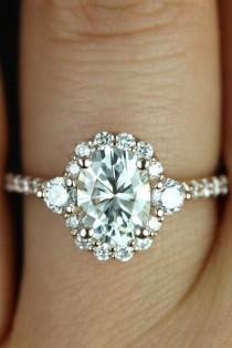 wedding photo - 30 Utterly Gorgeous Engagement Ring Ideas