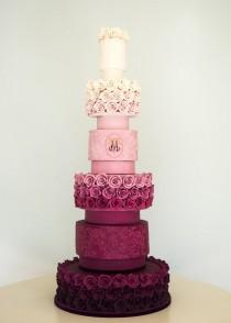 wedding photo - Incredible Tiers Cake