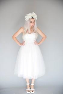 wedding photo - Ivory strapless sweatheart tulle wedding dress / tea length bridal gown / ballerina wedding dress