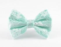 wedding photo - Mint Lace Hair Bow, Mint Bow, Lace Hair Bow, Lace Bow, Mint Green Hair Bow, Flower Girl Bow, Bridesmaid Bow, Wedding Hair Bow, Mint Wedding