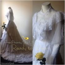 wedding photo - SALE / Vtg Wedding Dress / White Lace Bridal Gown / Summer Bride / Ranch Wedding / Rustic / Woodland / Ready To Wear / Free USA Ship