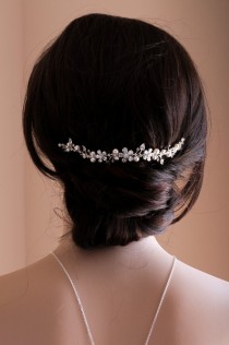 wedding photo -  Wedding Hair Chain Bridal Hair Chain Swarovski Pearls Crystal Hair Wrap Headpiece Silver/Rose Gold Wedding Halo Crystal Hair Comb Comb Vine