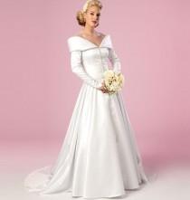 wedding photo - Vintage Wedding Dress - White Wedding Dress - Butterick 6022 - PLUS SIZE Wedding Dress - Wedding Dress Pattern