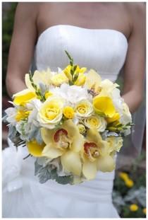 wedding photo - Moss Fine Floral Bouquets