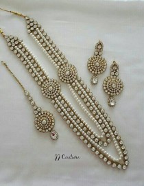 wedding photo - Designer Pearl Kundan Jewelry Set Indian Jewelry Kundan Jewellery Indian Bridal Jewelry Bollywood Jewellery Polki Jewelry Set