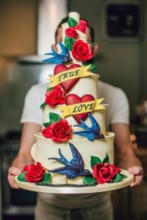 wedding photo - True Love Wedding Cake