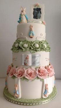 wedding photo - Peter Rabbit Wedding Cake