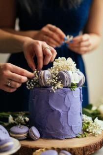 wedding photo - Lavender Earl Grey Cake With Lavender Macarons