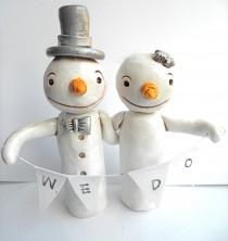wedding photo - Winter Wedding Cake Topper Snowmen in Love for your Winter Wedding
