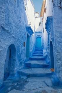 wedding photo - Incredible Blue Color Inspirations From Chefchaouen, Moroccan Architecture, Decorating And Painting Ideas