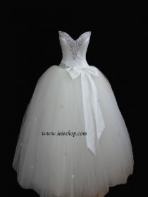 wedding photo - Tulle Ball Gown Wedding  Size 2