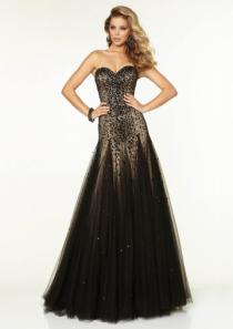 wedding photo -  Beading Sweetheart Black Champagne Sleeveless Lace Up Tulle Floor Length Ball Gown