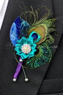 wedding photo -  Peacock Feather Crystal Brooch Wedding Lapel Pin