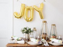 wedding photo - Customizable letter balloons in gold, silver & bronze