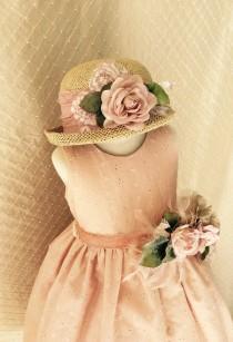 wedding photo -  Hat & Flower Brooch Vintage, Victorian Style