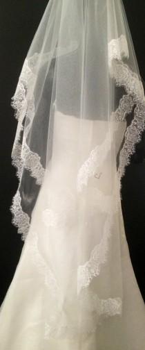 wedding photo - Delicate veil with fine lace. White veil, ivory veil, lace veil, mantilla.