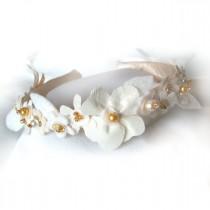 wedding photo - Wedding Headband, Cream and White Flowers, Bridal Hairband, Bridal Flower Hairpiece, Ivory Alice Band, Flower Girl Hair, Fabric Flower Hair