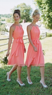 wedding photo - Beautiful Bridesmaid Looks By Color