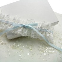 wedding photo - Carrie Personalised Lace Wedding Garter (mbl)
