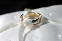 wedding photo - Popular Wedding Jewellery Superstitions