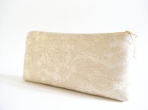 wedding photo -  Set of 7 Gold #Wedding #Clutches, Thank You #Bridesmaids Bags, Silk Gold Purses, Bachelorette Party Gifts