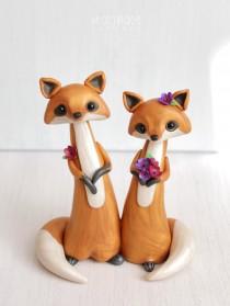 wedding photo - Red Foxes Wedding Cake Topper - personalized fox polymer clay cake topper and keepsake for woodland rustic and chic wedding theme