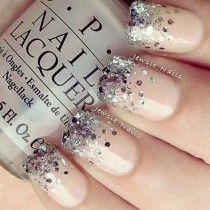 wedding photo - 16 Glamorous Glitter Nail Art Designs For 2014