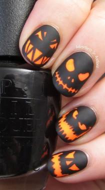 wedding photo - 65 Halloween Nail Art Ideas