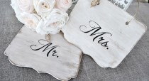 wedding photo -  Mr and Mrs Chair Sign Black White. Rustic wooden wedding sign.Custom wooden sign chairs .Set 2 pieces., Photo Prop Signs. Sweetheart Table.