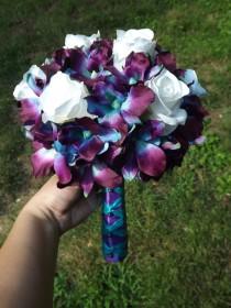 wedding photo - Blue dendrobium orchids and white rose bouquet, choose your orchid
