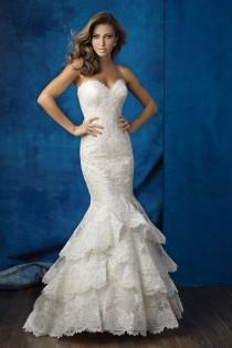 wedding photo - Luxurious Wedding Gown