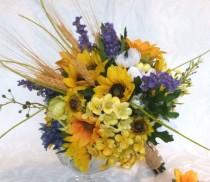 wedding photo - Rustic wedding bouquet made with sunflower and wheat