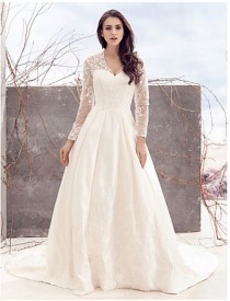 wedding photo - Plus Size Ling Sleeve Lace Boho Wedding A Line Plus Size Wedding Dress