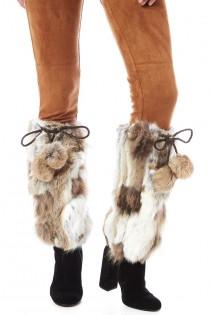 wedding photo - Natural Fur Boot Covers