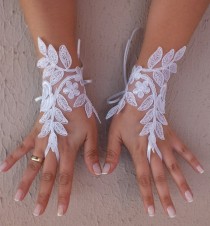 wedding photo -  Free ship, white lace Wedding gloves, bridal gloves, fingerless lace gloves,