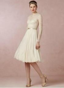 wedding photo - A-Line/Princess Scoop Neck Knee-Length Chiffon Lace Wedding Dress With Sash