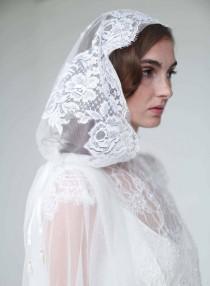 wedding photo - Bridal veil - Mantilla lace trimmed veil with headband - Style 709 - Made to Order